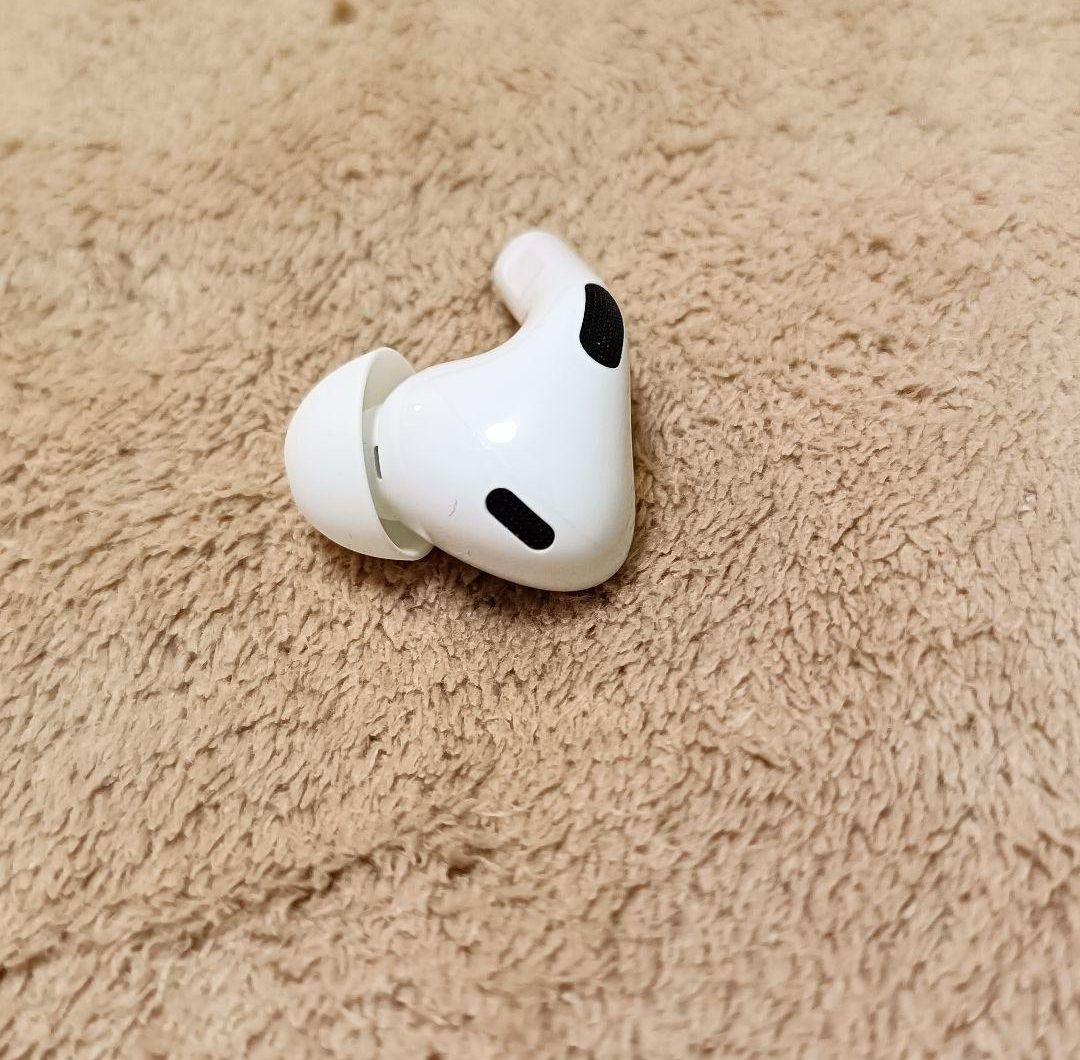 Apple AirPods Pro 第2世代 右耳のみ R 10