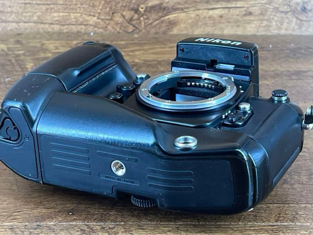 Nikon ニコン　F4  MF-22  MB-21 付 ジャンク   14-4
