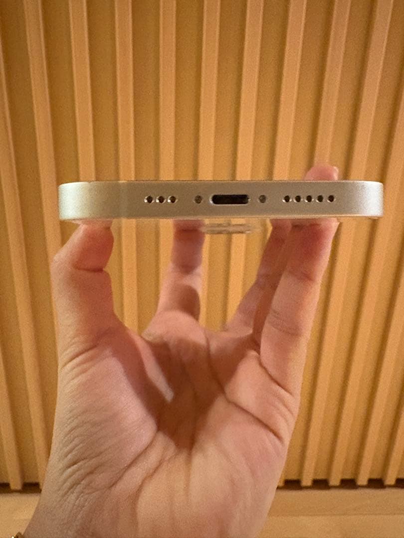 Apple iPhone 13 128GB ホワイト