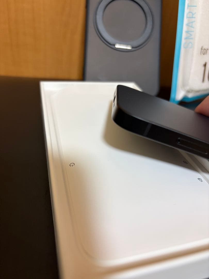 美品 iPhone16e 256GB 黒 ブラック ケース付き BT100%