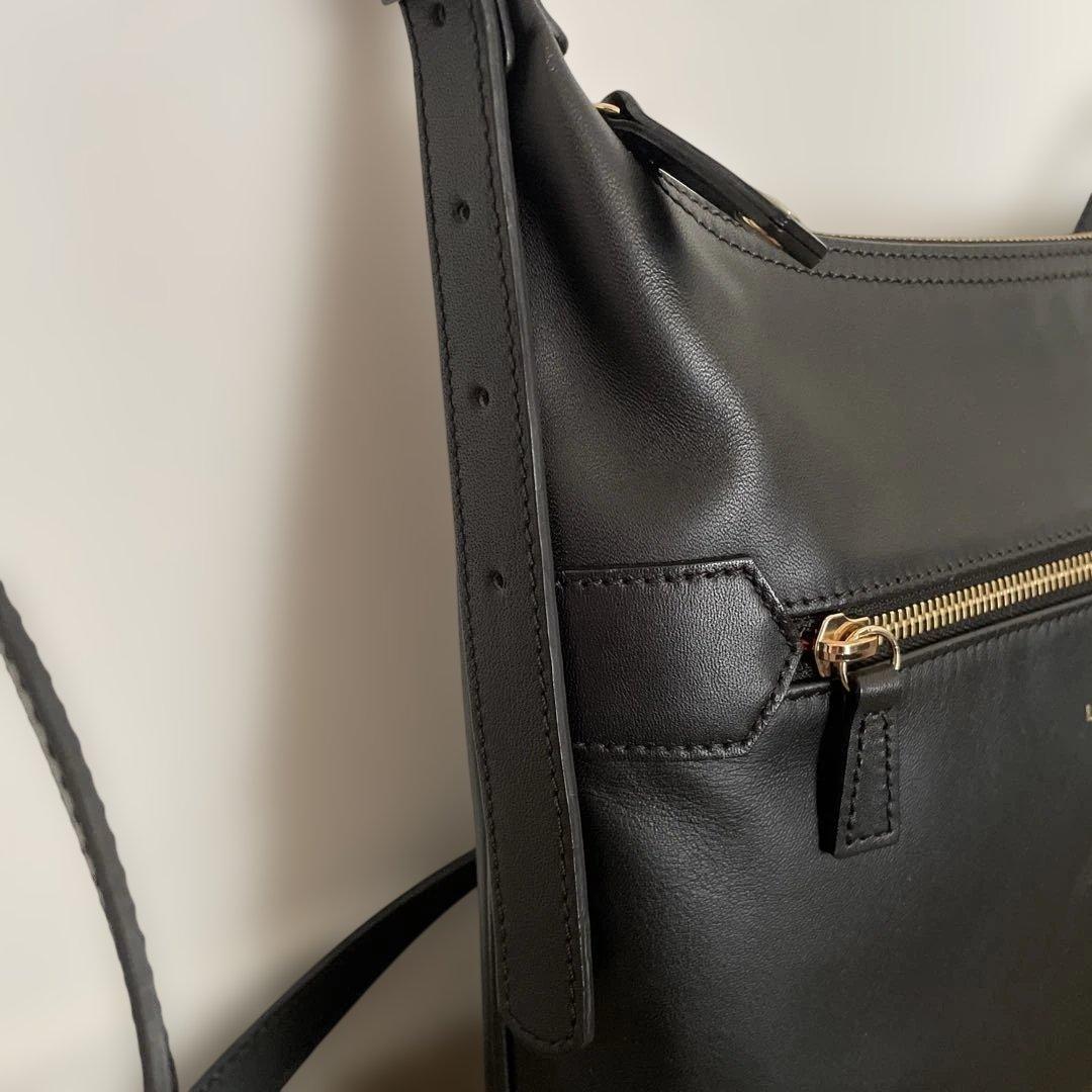 【新品同様】ロンシャンショルダーバッグ黒　オールレザー