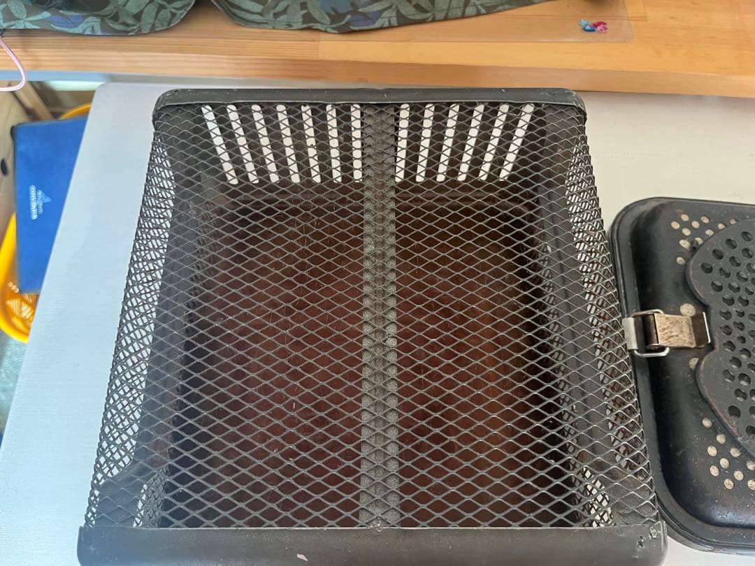 豆炭コタツの燃焼器