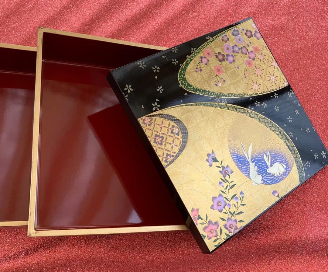 重箱三段重箱うさぎ花　値下げ￥11000