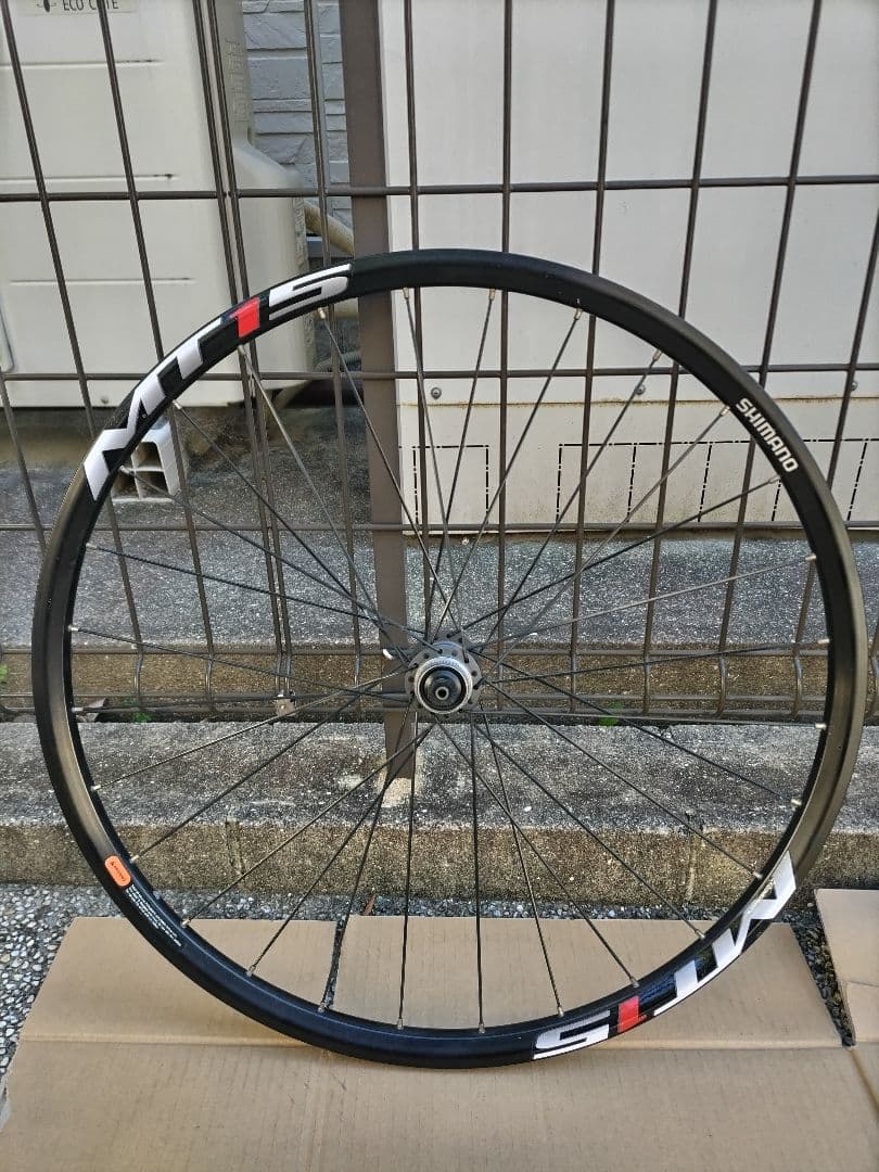 シマノ　 WH-MT15　 26インチ　ホイール