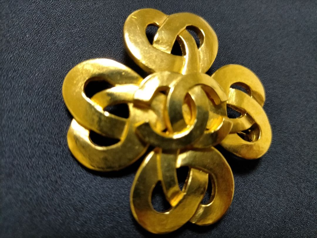 シャネル(CHANEL) 箱有 ココマーク クローバー ヴィンテージ ブローチ