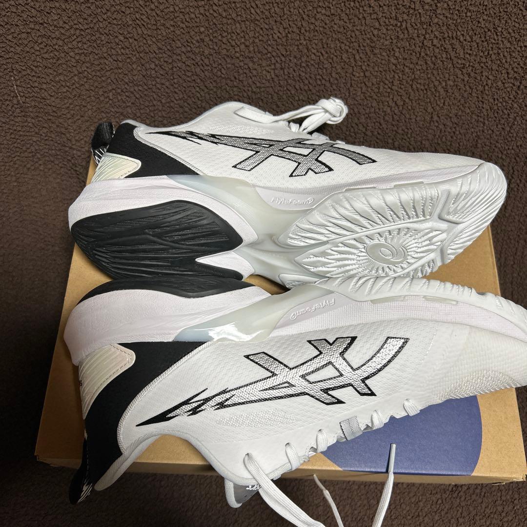 【新品】ASICS swiftace 27.5バスケットボールシューズ