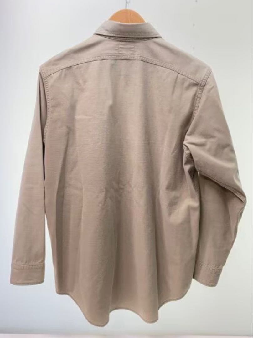 マディソンブルー ベージュ　ハンプトンバックサテンシャツ　２