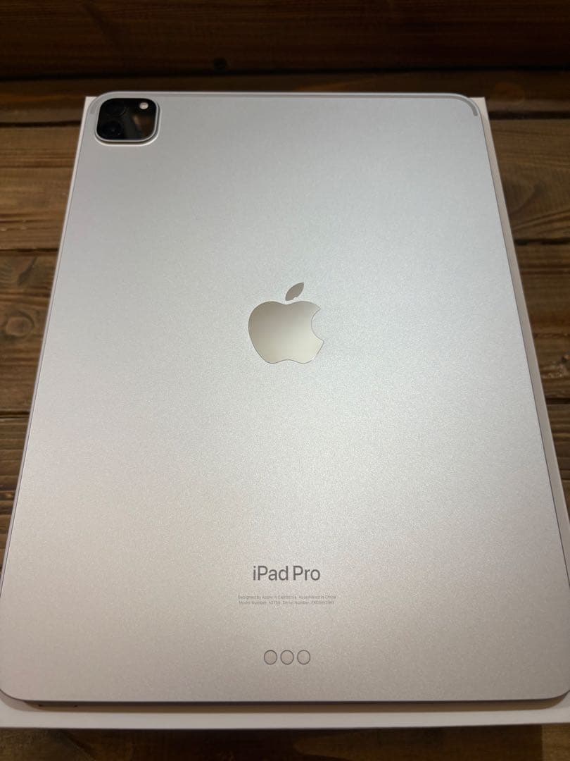 （美品・バッテリ98%）iPad pro 11 第四世代