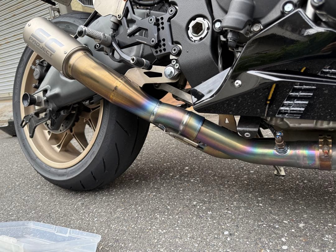 YZF R1 SC PROJECT CR-T マフラー リンクパイプ 15-25
