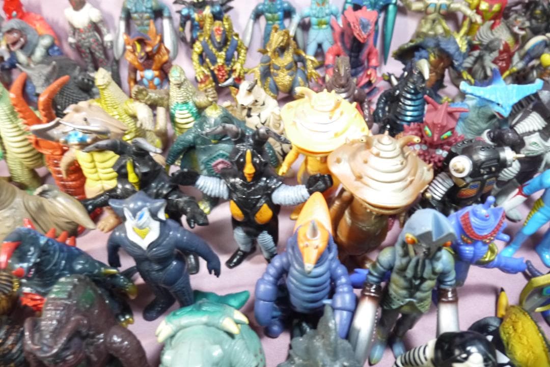 【専用】ウルトラ怪獣シリーズ　怪獣　ソフビ　84体セット