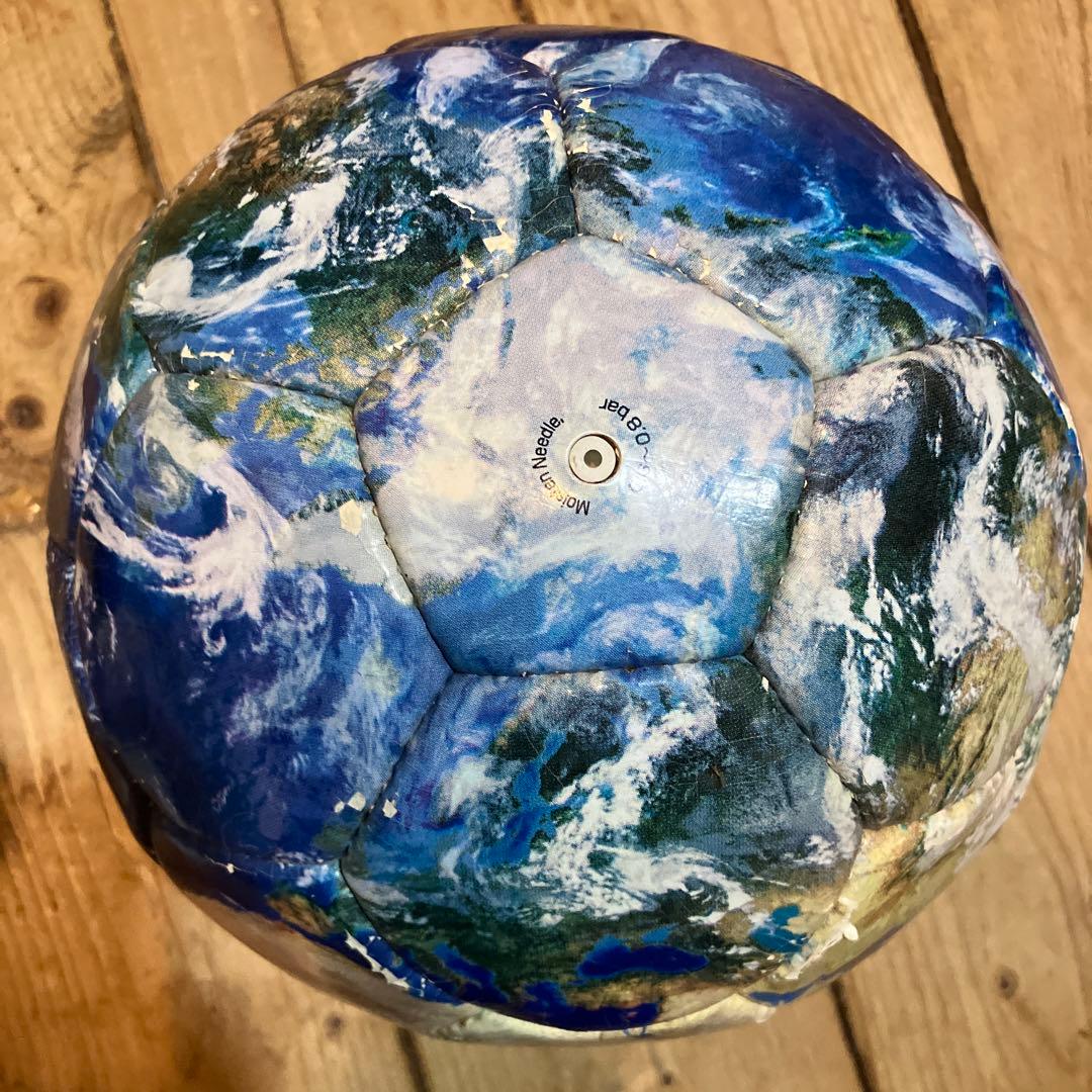 サッカーボール地球儀