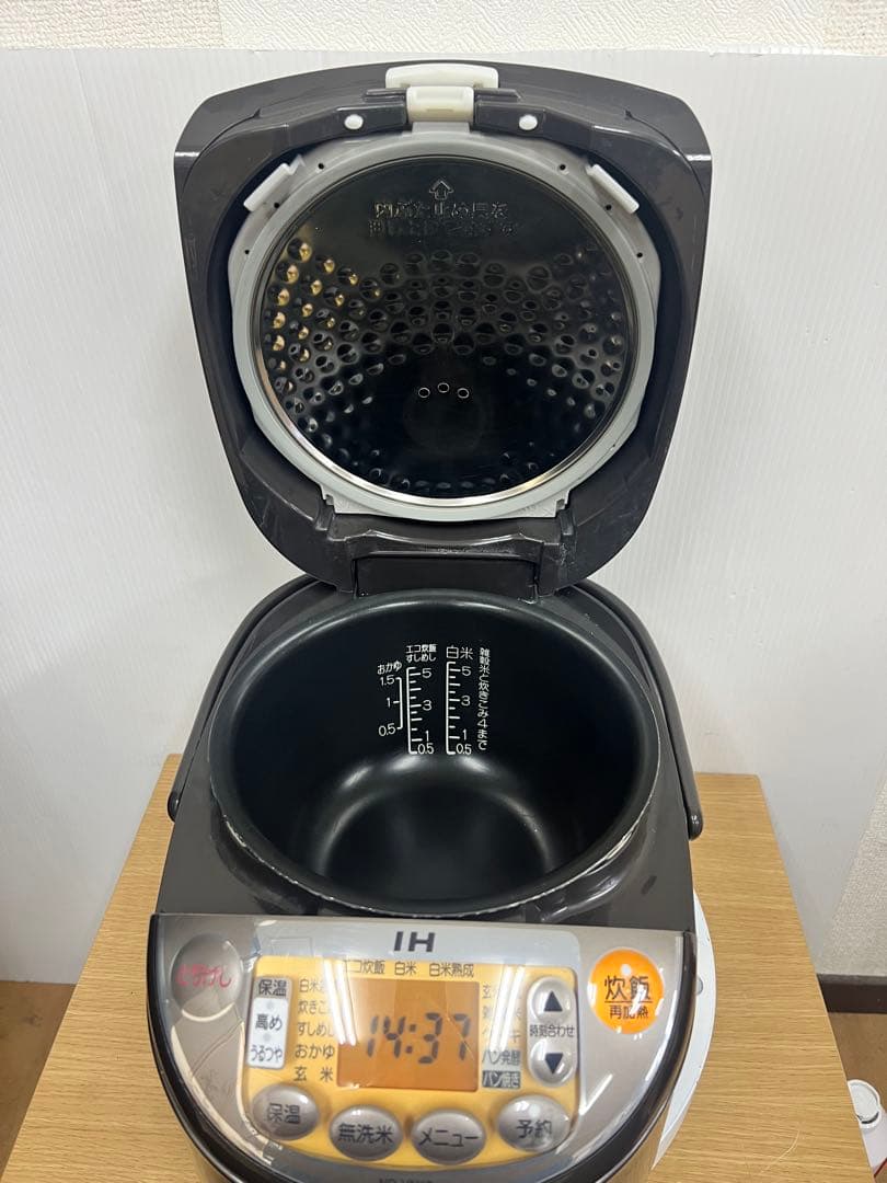 【ZOJIRUSHI 】IH炊飯ジャー NP-VN10 5.5合 2018年製