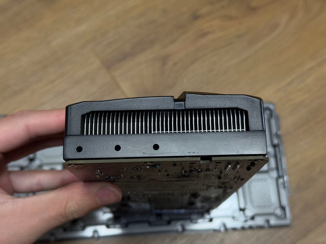 GeForce GTX 1080 8GB 分解清掃歴あり