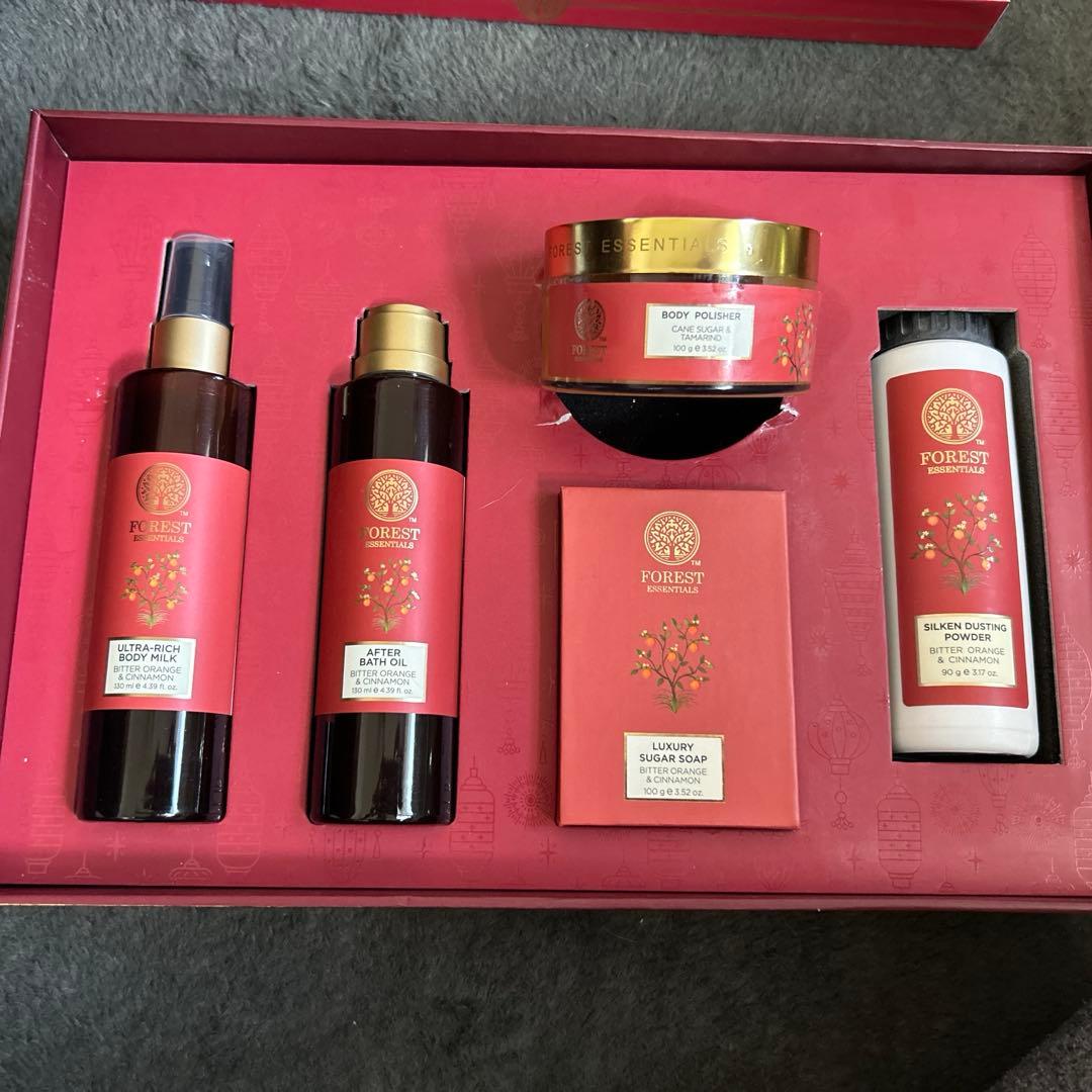 『マリサポさん』アーユルヴェーダコスメ Forest essentials