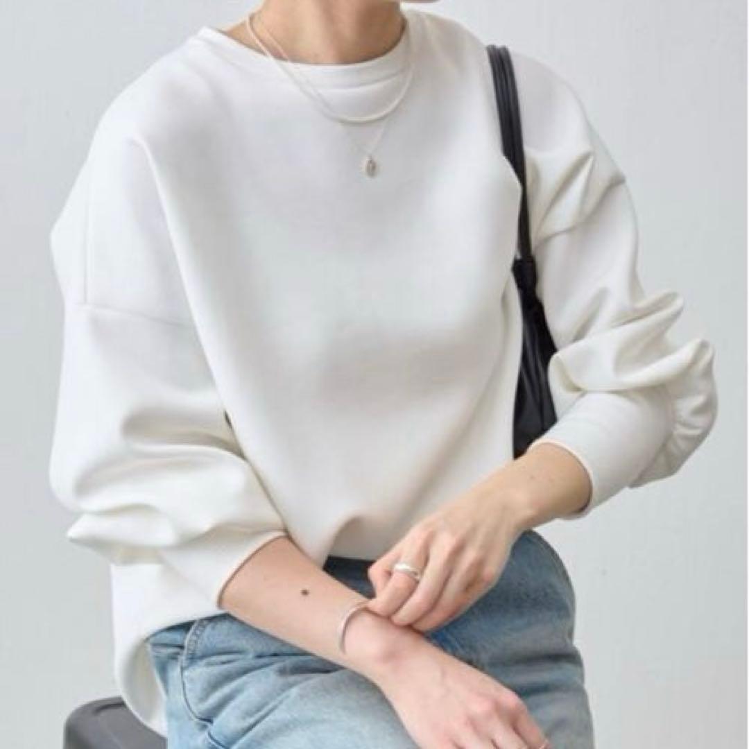 '25A/W 新品タグ付き　ビアズリー ダンボールパフトレーナー　ホワイト　1