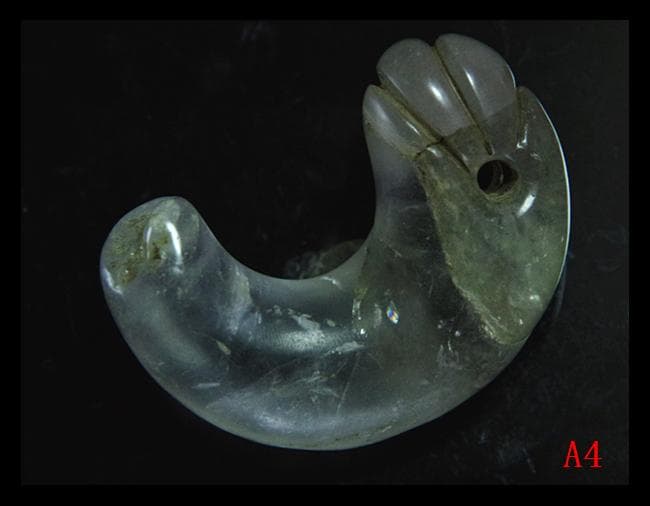 古墳期★表面風化★虹入り★特有な結晶が見られ★上古水晶製★特大丁字頭勾玉