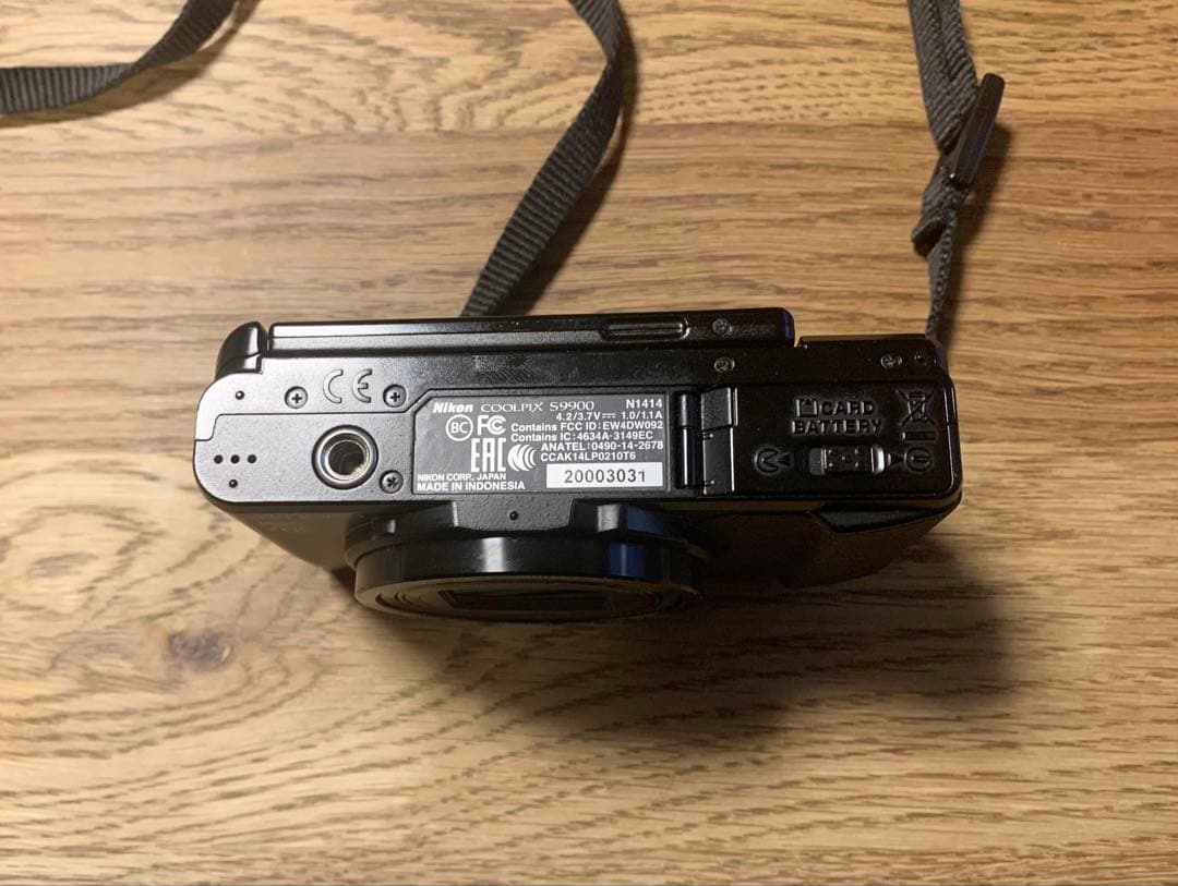 Nikon COOLPIX S9900 デジタルカメラ ブラック色