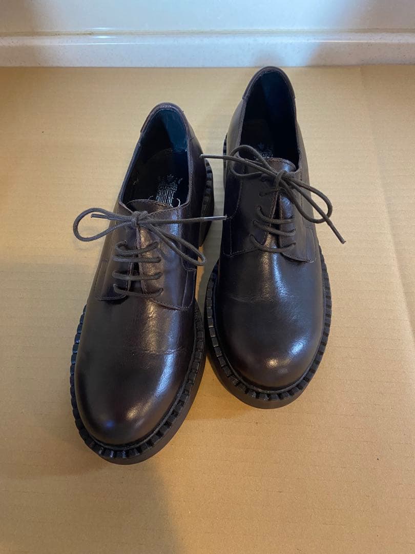 【新品未使用品】ボントレ　レースアップシューズ　37