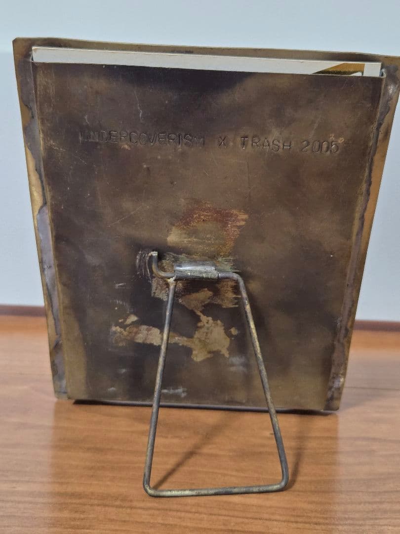 アンダーカバー×TRASH 写真立て