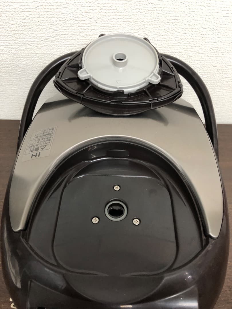 象印 NW-VP10E9　2022年製 炊飯器 5.5合