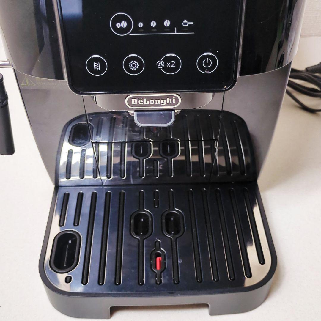 ☆美品☆ Delongi デロンギ マグニフィカ ブラック ECAM22020