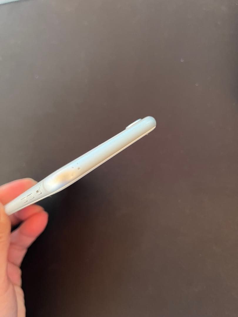 Apple iPhone 8 シルバー 本体 64GB