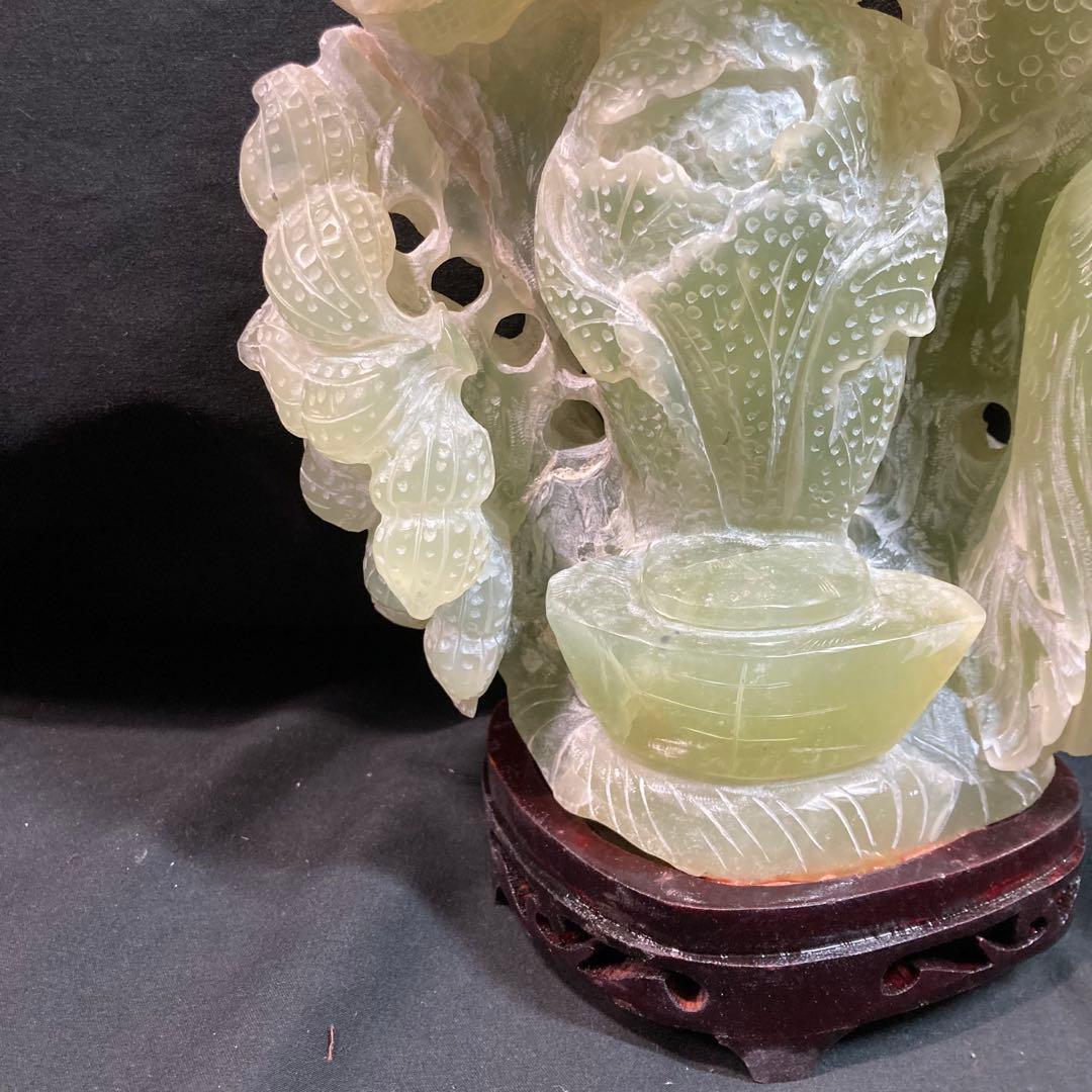 《中国古玩》翡翠 玉石彫刻 植物 蝙蝠 中国美術