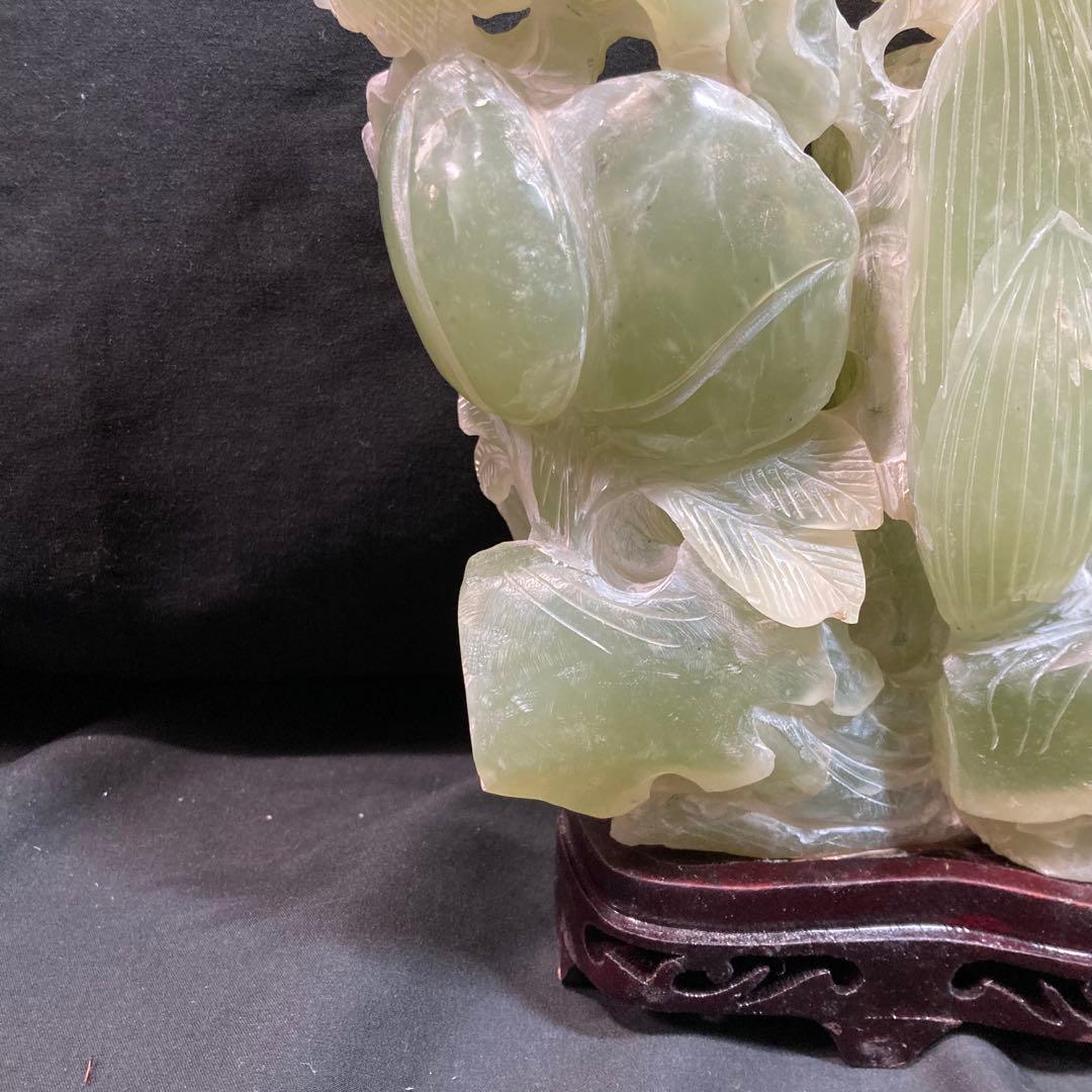 《中国古玩》翡翠 玉石彫刻 植物 蝙蝠 中国美術