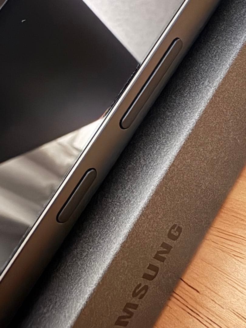 Galaxy S25 Ultra 256GB ジェットブラック ケース付き