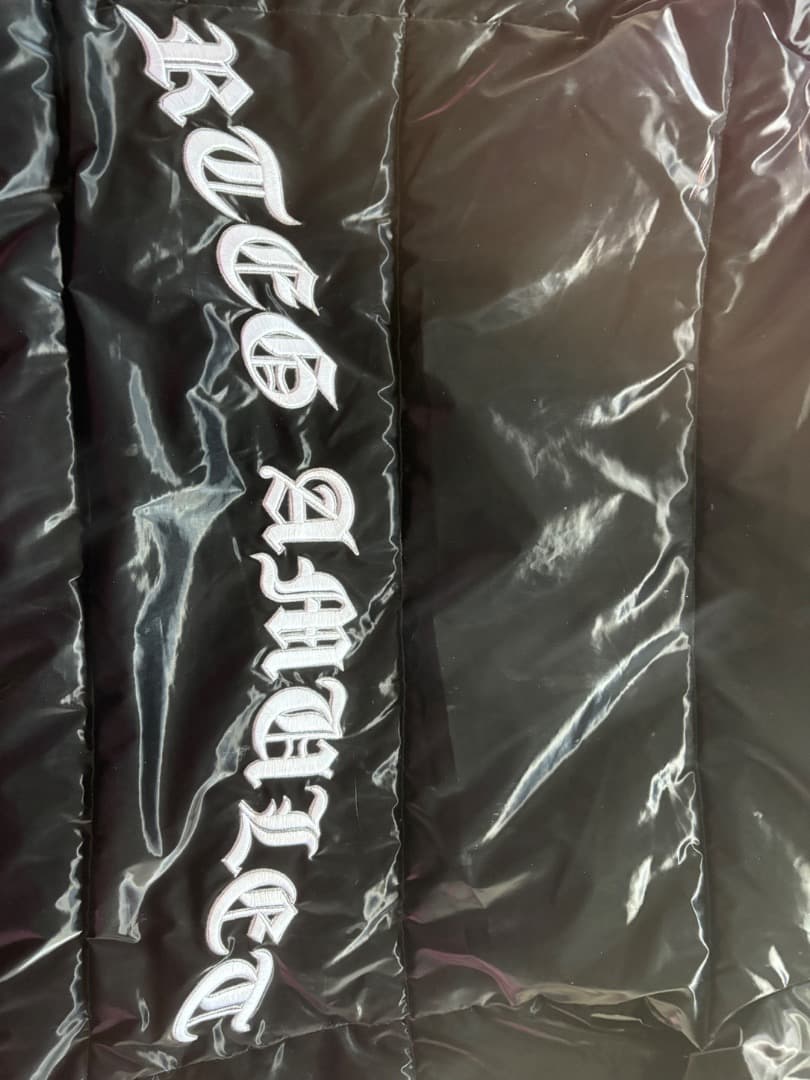 アダムスジャグラー　ダウン