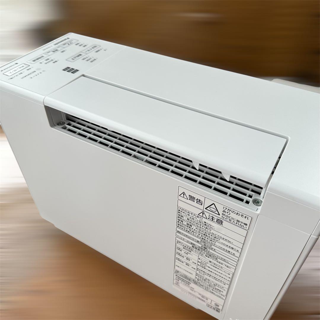 パナソニック F-YZVXJ60 衣類乾燥除湿機 22年製 ナノイーX搭載！