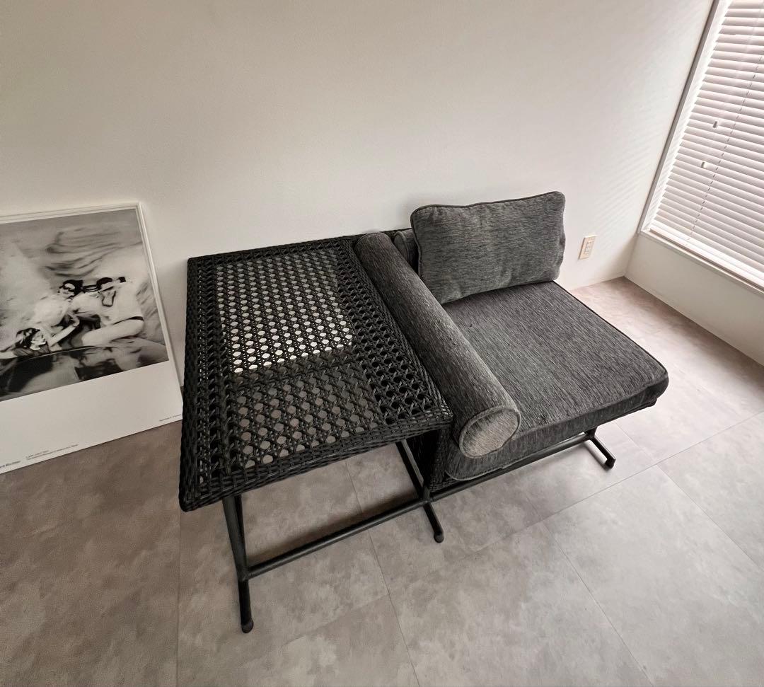 谷尻誠デザイン　サポーズデザインMAシリーズ　シングルソファ　サイドテーブル一体