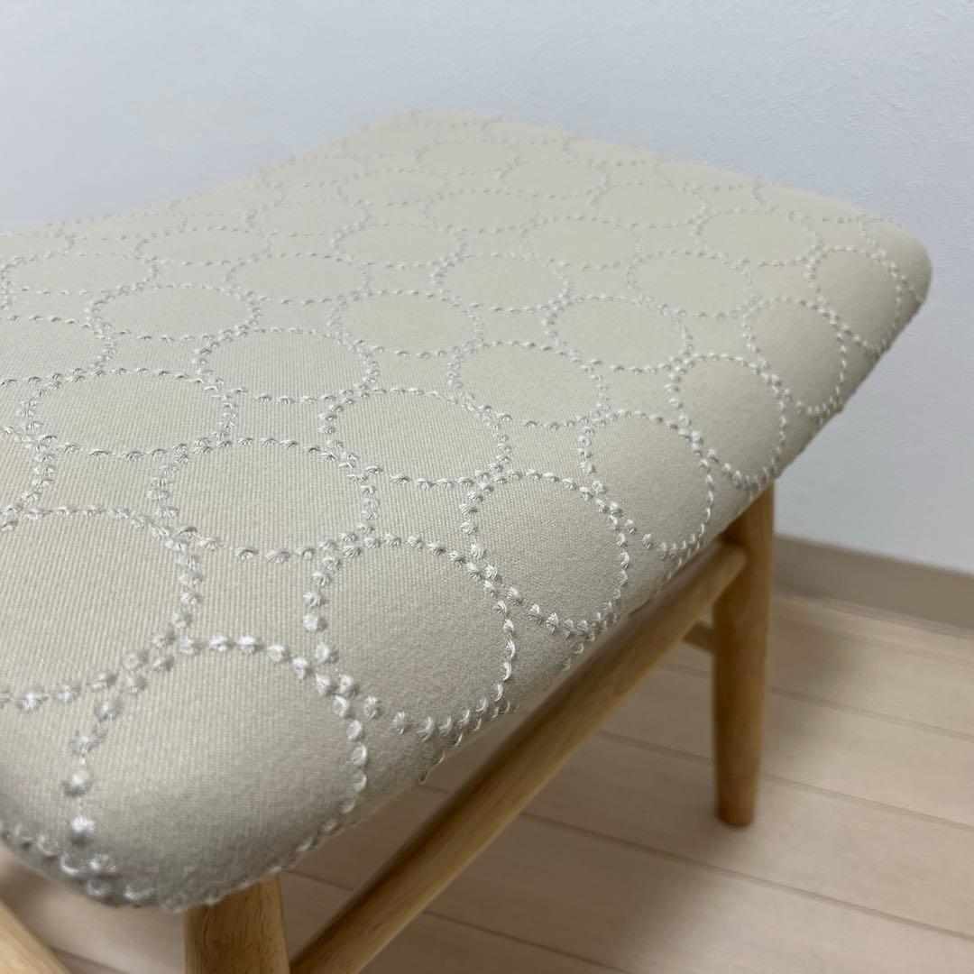 ミナペルホネン スツール タンバリン 丸脚 【エクリュ/ライトブルー】 椅子