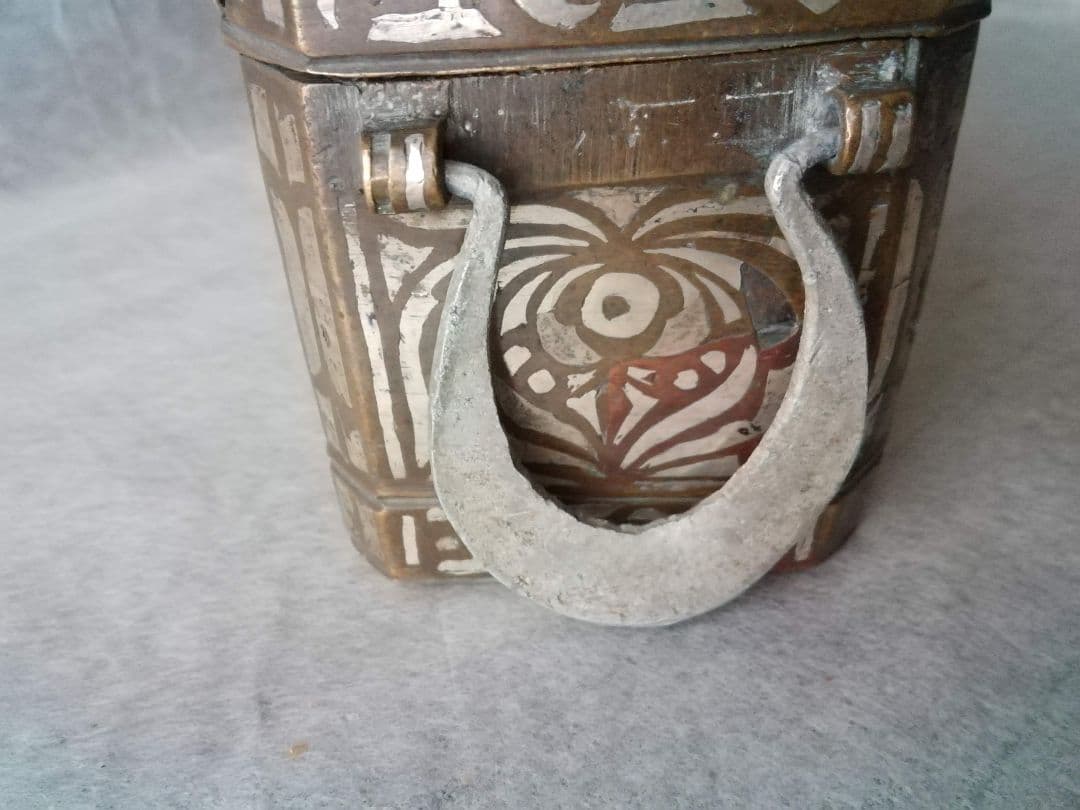 銀象嵌青銅ベタル箱、イスラム　フィリピン　ミンダナオ　アンティーク