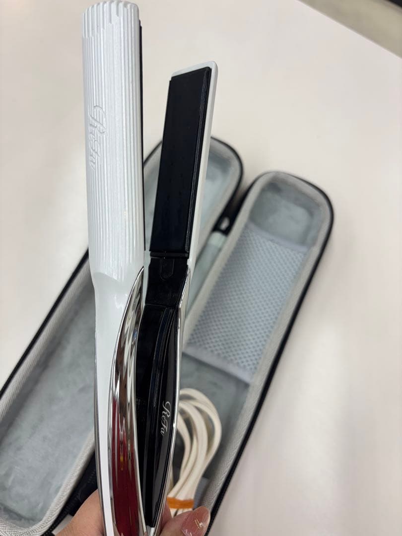 2022年リファストレートアイロン　動作確認済