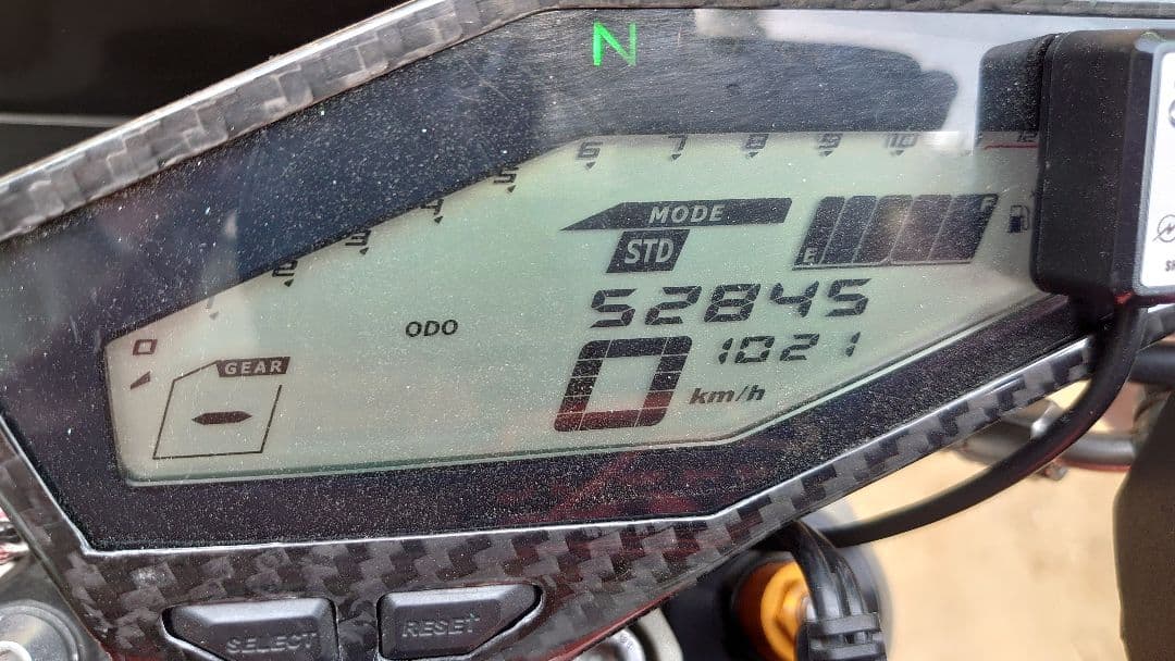 フロントフォーク 部品取り用 MT09 RN34 ｘｓｒ９００シールおまけ。