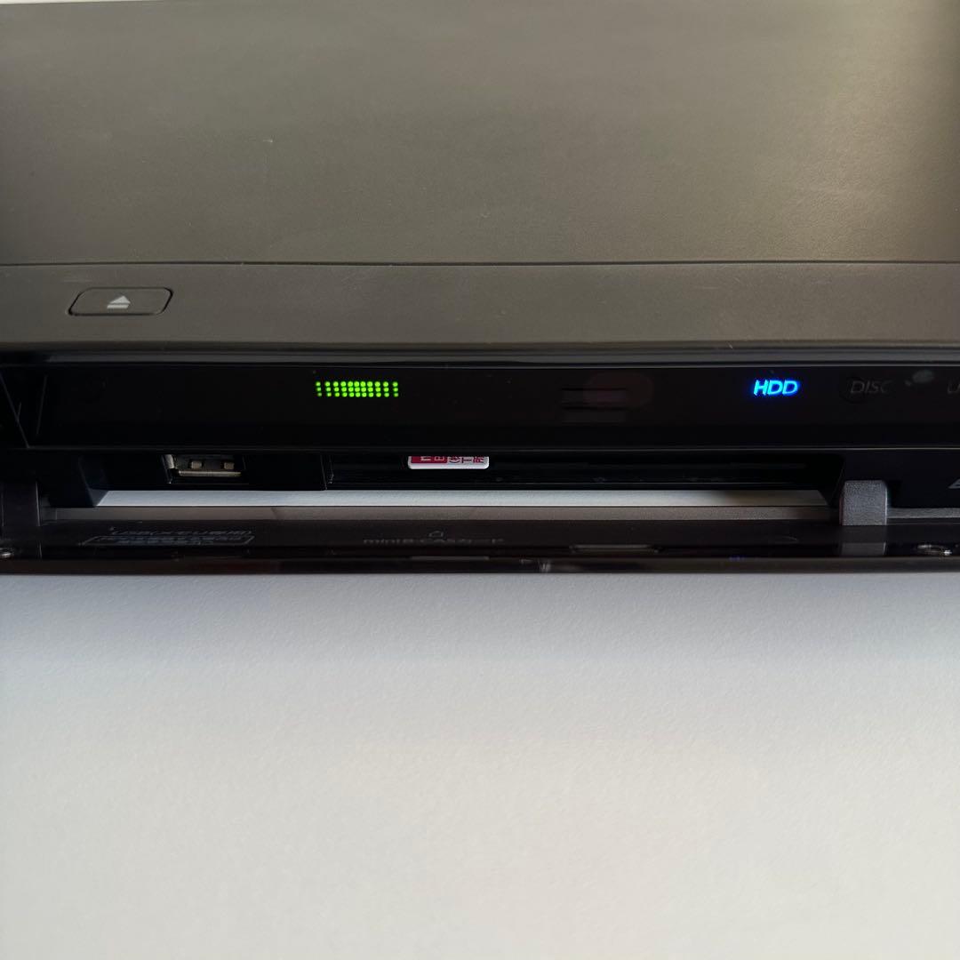 REGZA ブルーレイレコーダー DBR-Z620 新品純正リモコン付き
