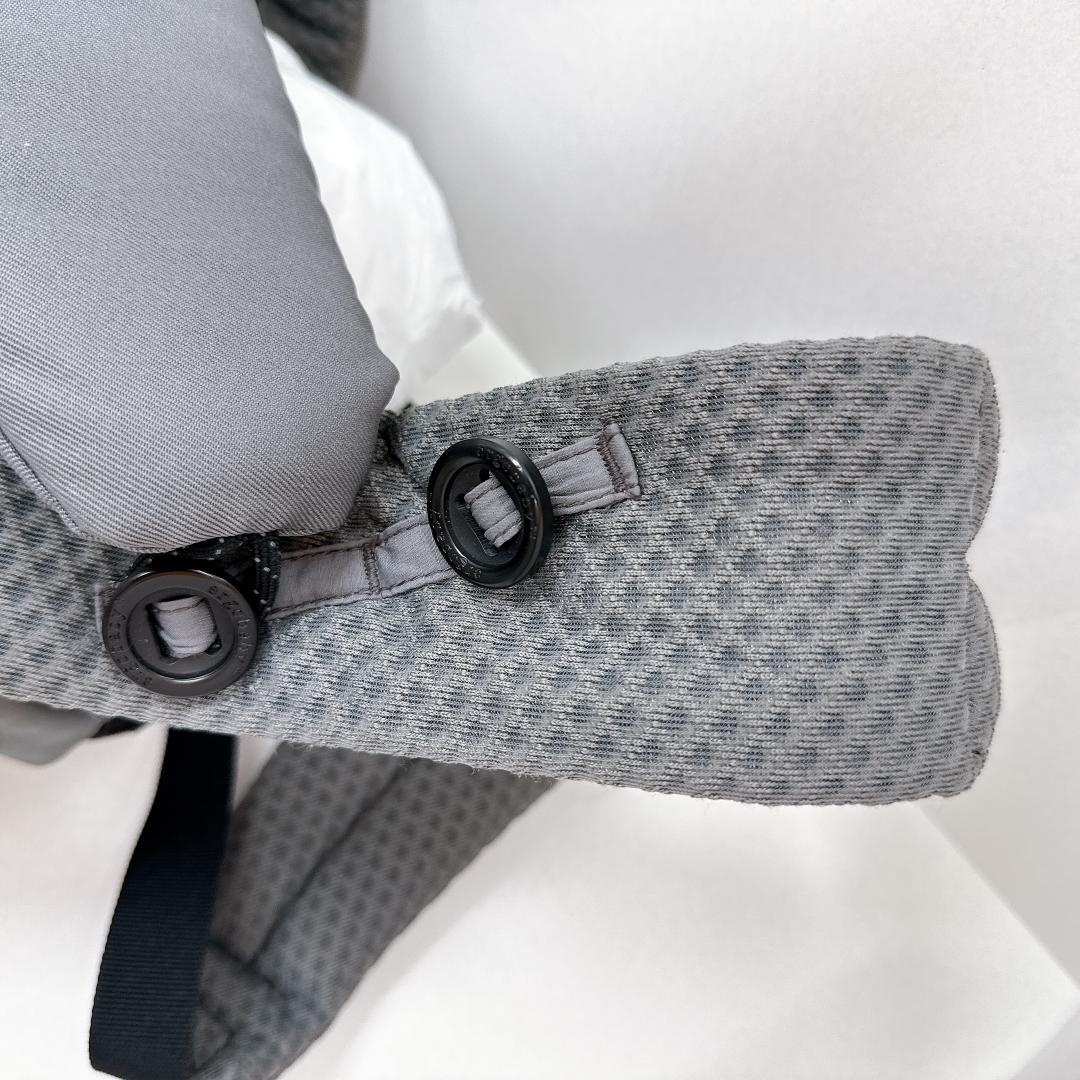 【美品】エルゴベビー オムニブリーズ ソフトフレックス グラファイトグレー