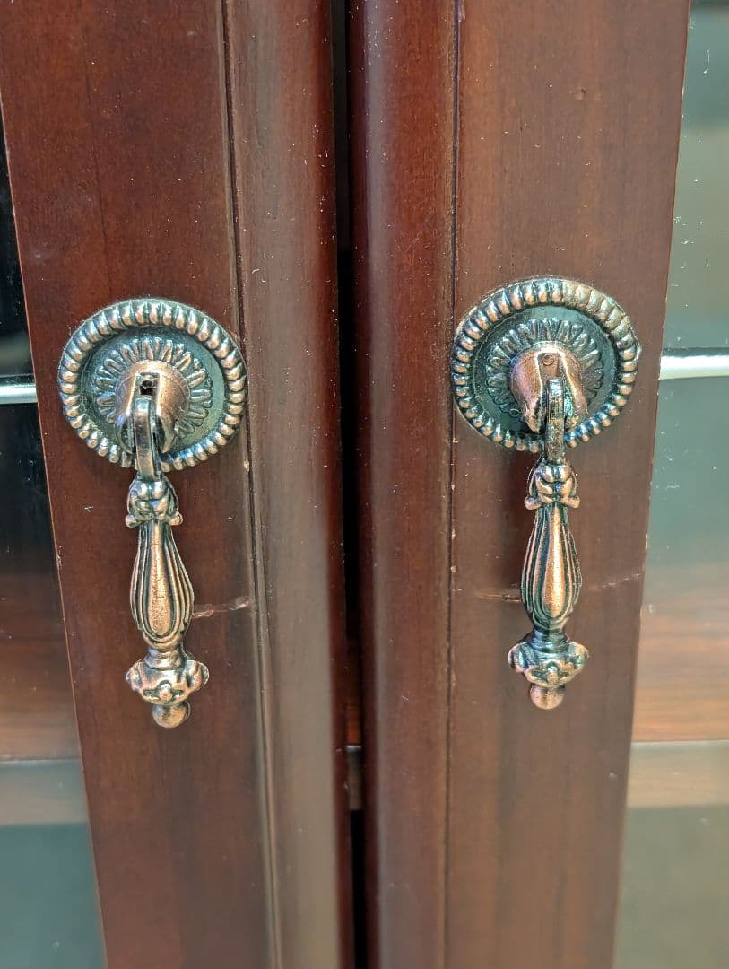 木製　キャビネット　扉　引き出し付　インテリア