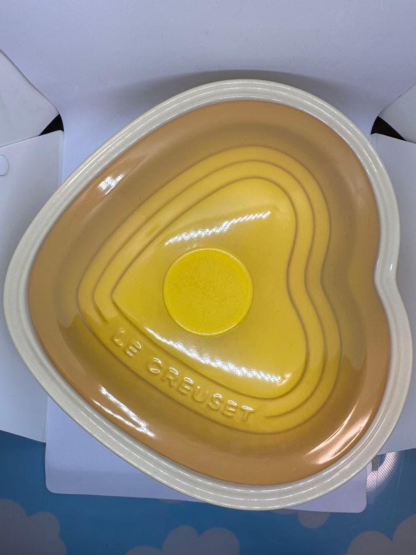 LE CREUSET (ルクルーゼ) ハート型キャセロール30cm イエロー廃盤