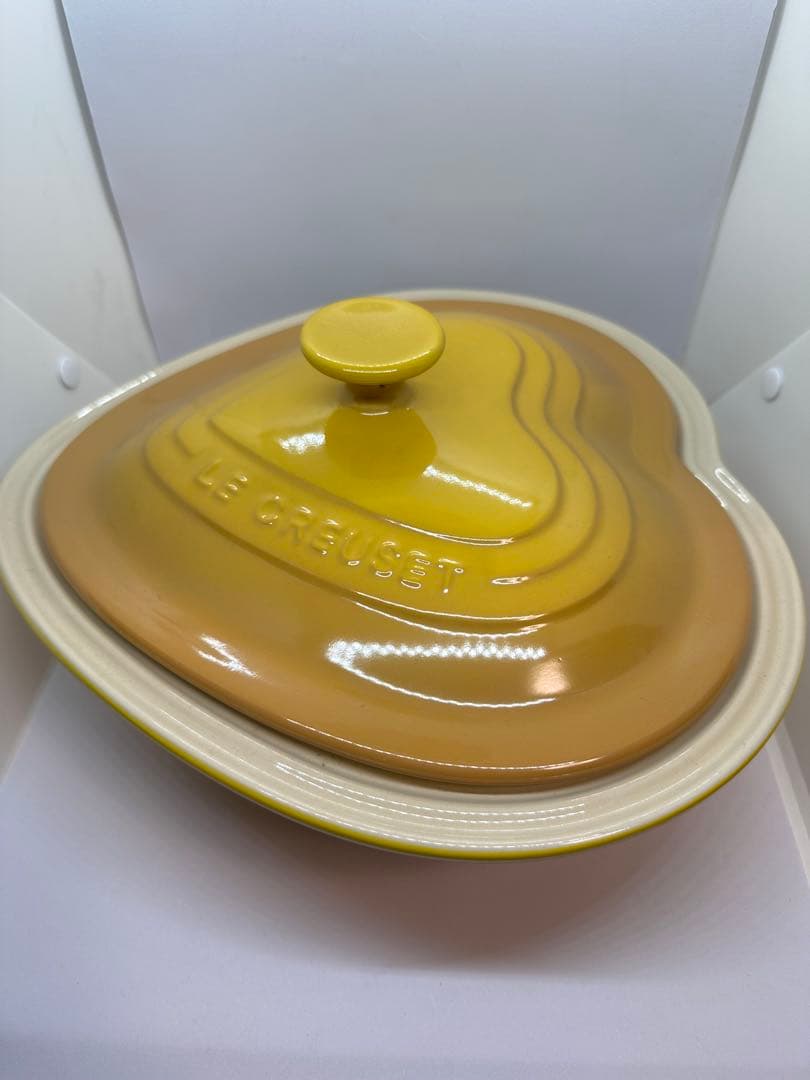 LE CREUSET (ルクルーゼ) ハート型キャセロール30cm イエロー廃盤