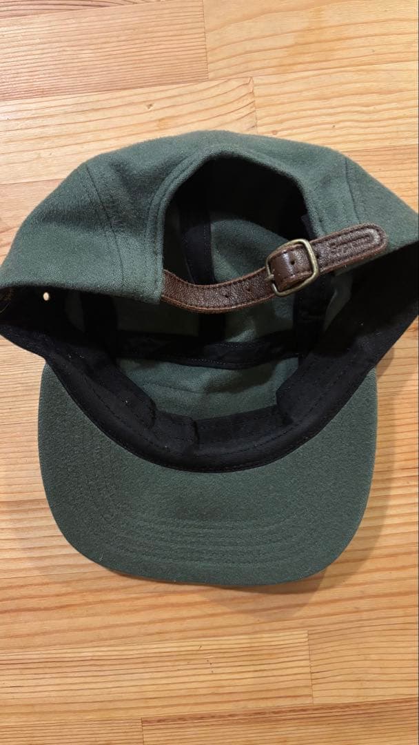 Supreme オリーブ lolopiana