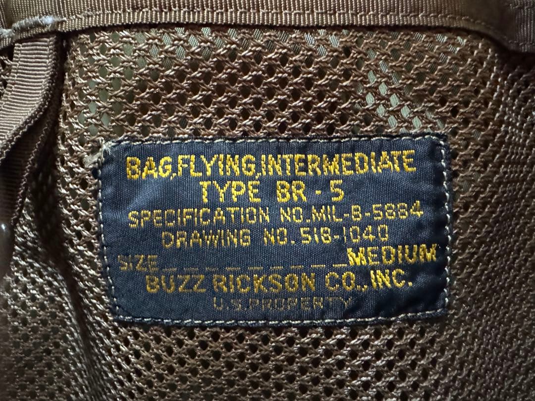 希少品⭐︎バズリクソンズ　ショルダーバッグ　BR-5 オリーブ　Mサイズ　USED