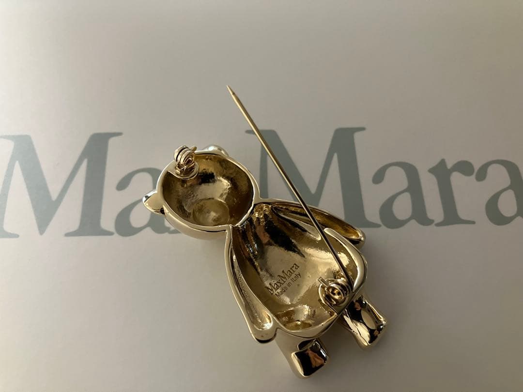 MaxMara マックスマーラ シャイニー メタル テデイ ブローチ