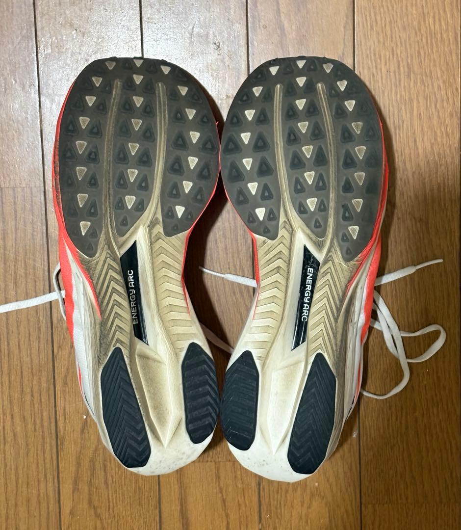 スパイク・シューズ FuelCell SuperComp Elite v5