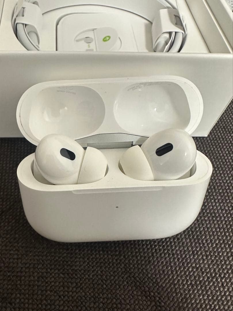 イヤホン AirPods Pro2