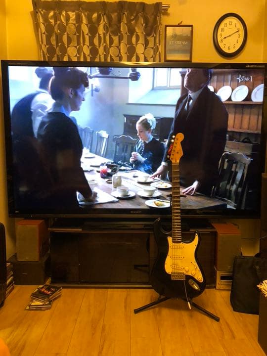 AQUOS 80 インチ 液晶　配送不可