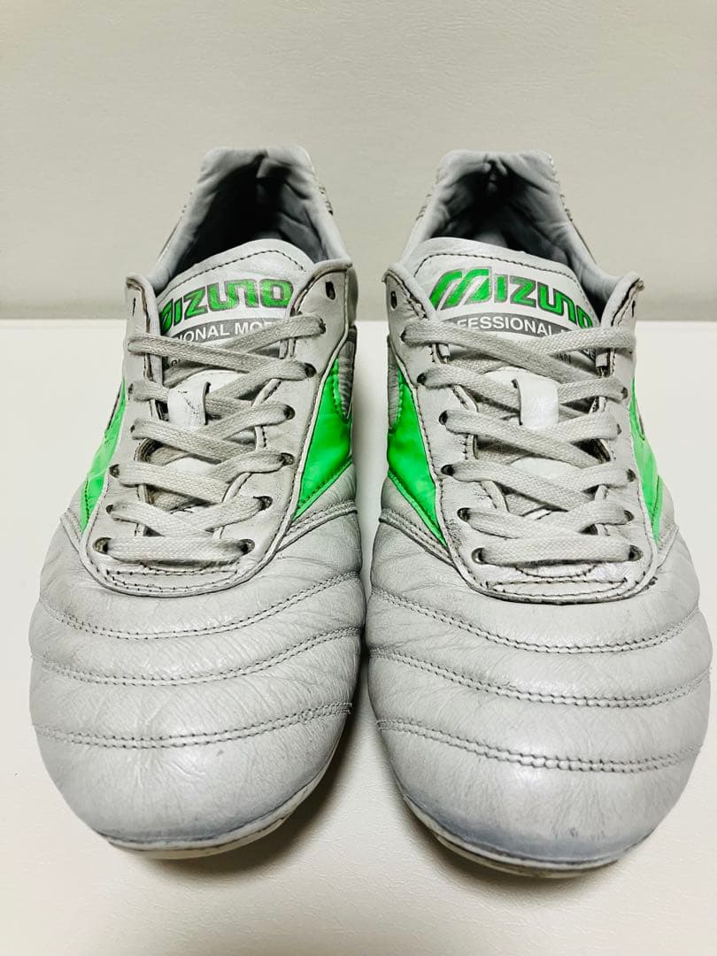 【再値下げ】モレリアⅡ 限定カラー　25.5cm