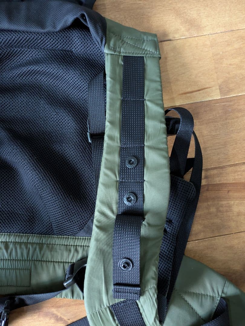 THE NORTH FACE　抱っこ紐　オリーブグリーン