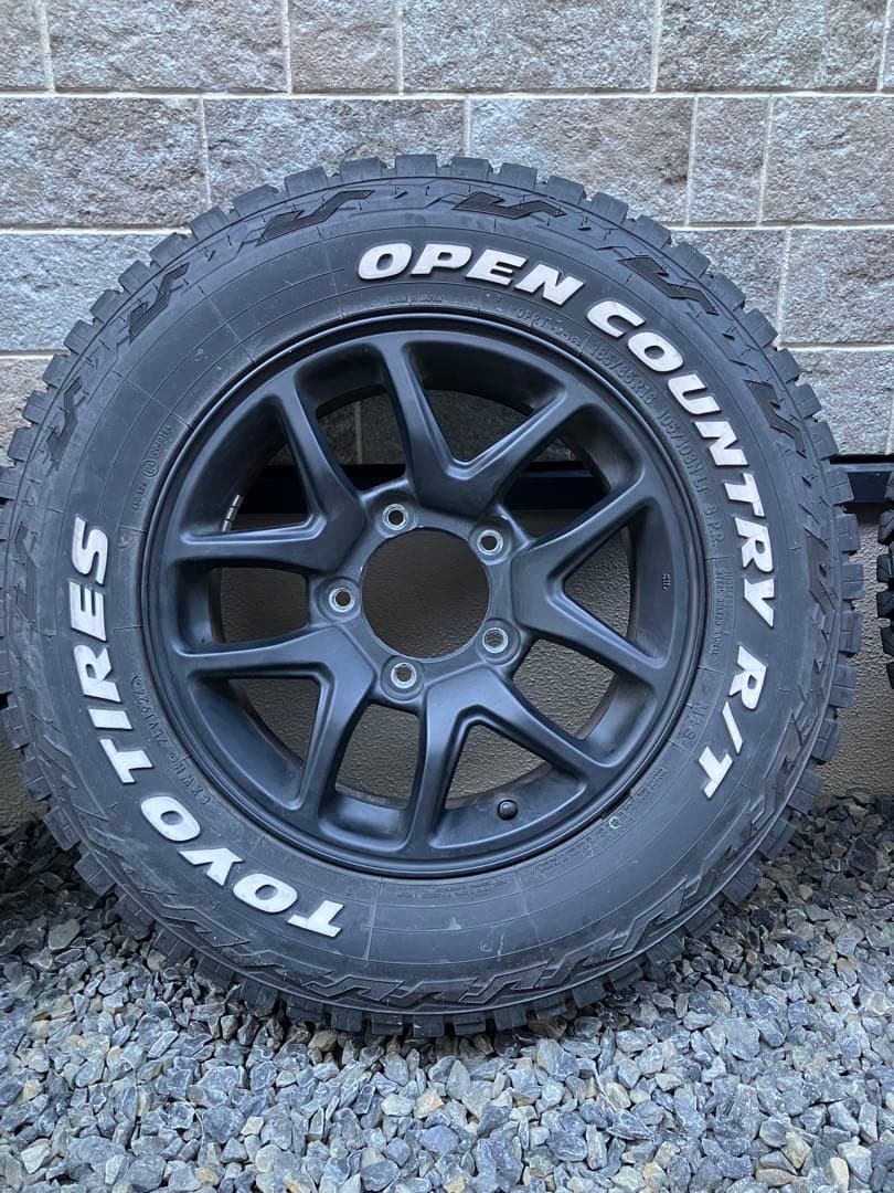 ジムニー jb64 純正 マッドブラック185/85r16 R/T 16インチ